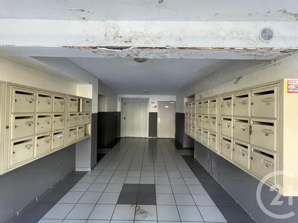 Appartement F1 à vendre  1 pièce - 19,30 m2 ST DENIS - 974