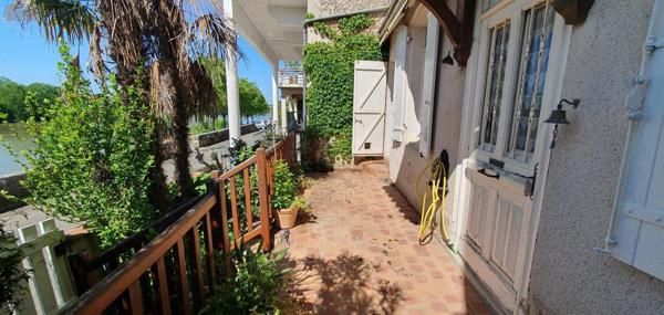 Maison à vendre à Lamagistère dans le Tarn-et-Garonne (82360), ref : 1515   
centre