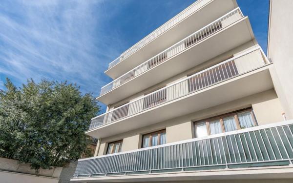 Appartement à vendre    4 pièces • 74,23 m2 Joinville-le-Pont