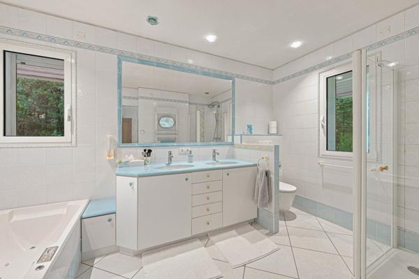 Vente Maison de luxe Échenevex 5 Pièces 300 m²