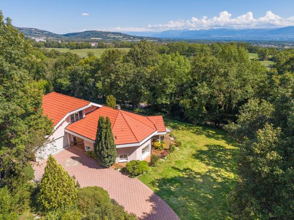 Vente Maison de luxe Échenevex 5 Pièces 300 m²