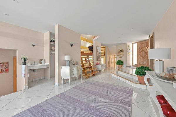 Vente Maison de luxe Échenevex 5 Pièces 300 m²