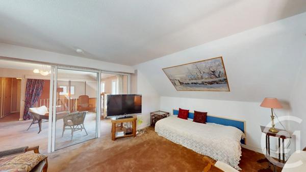 Maison à vendre  7 pièces - 210 m 2   VILLETTE LES DOLE  - 39
