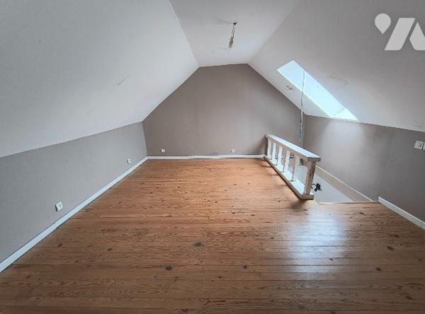 ENSEMBLE DE 3 MAISONS A RENOVER - IDEAL INVESTISSEURS LOCATIFS