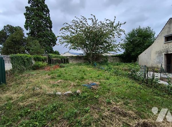 ENSEMBLE DE 3 MAISONS A RENOVER - IDEAL INVESTISSEURS LOCATIFS