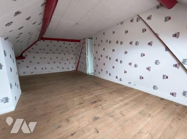 ENSEMBLE DE 3 MAISONS A RENOVER - IDEAL INVESTISSEURS LOCATIFS