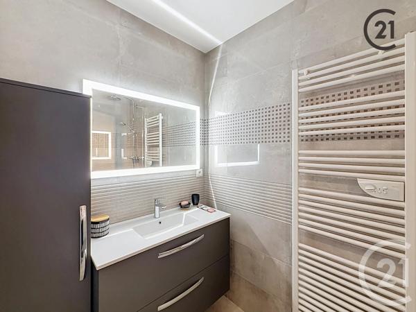 Maison à vendre  7 pièces - 209 m 2   AUXERRE  - 89