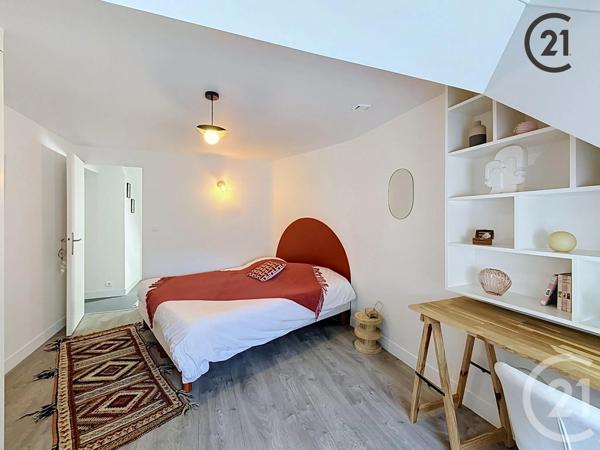 Maison à vendre  7 pièces - 209 m 2   AUXERRE  - 89