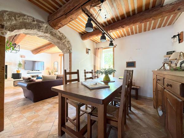 A VENDRE 84530 VILLELAURE BASTIDON 4 PIECES D'ENVIRON 107M² AVEC JARDIN, GARAGE ET ATELIER