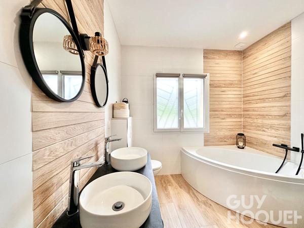 Maison contemporaine de plain-pied 138 m² proche d'ORTHEZ