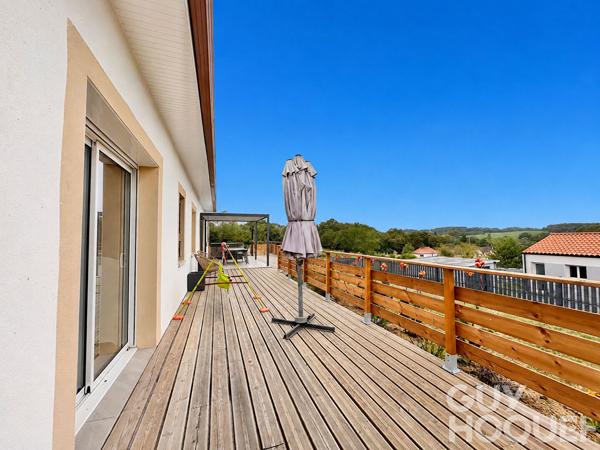 Maison contemporaine de plain-pied 138 m² proche d'ORTHEZ