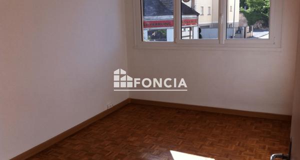 Location Appartement 3 pièces 75.02 m² - Corbeil-essonnes 91100