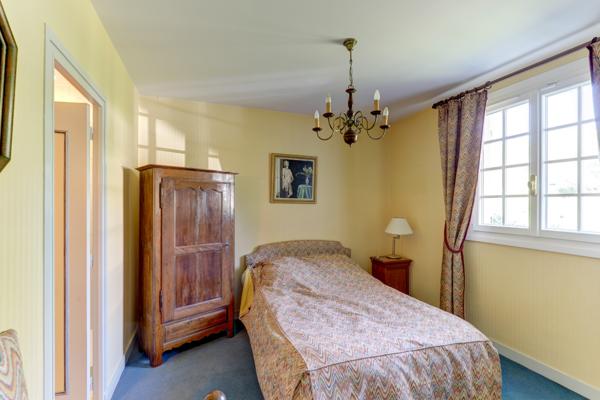 Maison 7 pièce(s) 4 chambre(s) 155 m²