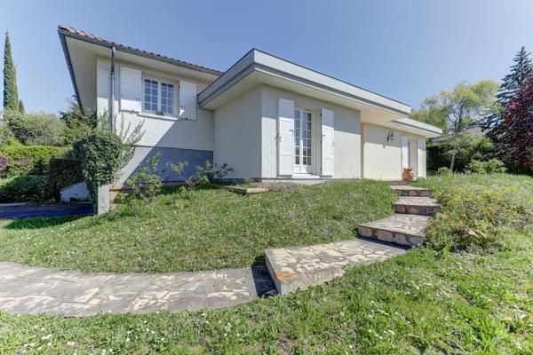 Maison 7 pièce(s) 4 chambre(s) 155 m²