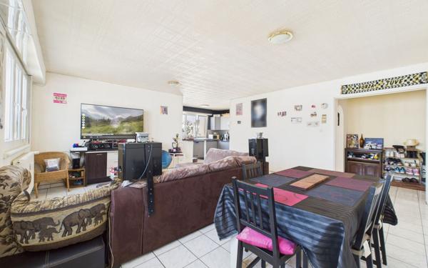 Appartement à vendre    3 pièces • 90,89 m2 Lingolsheim