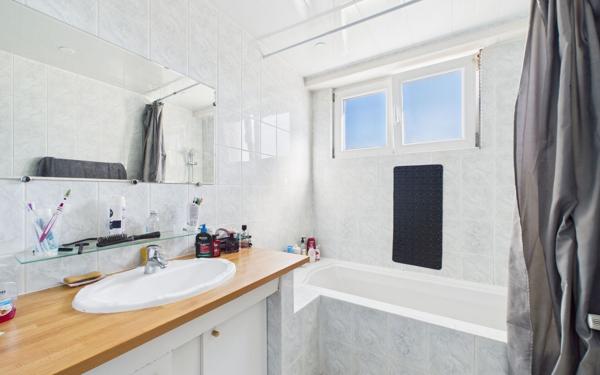 Appartement à vendre    3 pièces • 90,89 m2 Lingolsheim