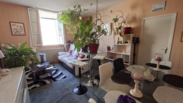 Appartement à vendre 45 000 € Villefranche-de-Lonchat 2 p 53 m² DPE