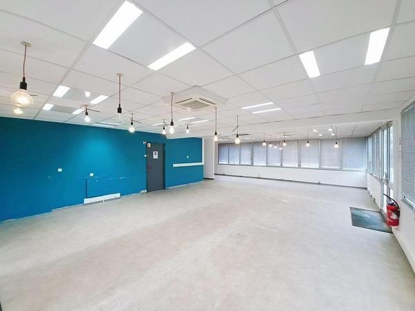 Bureaux prêts à l'emploi — Massy