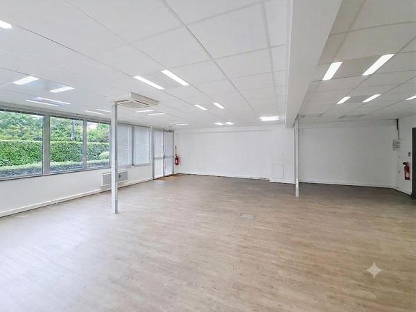 Bureaux prêts à l'emploi — Massy