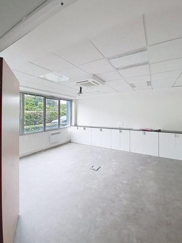 Bureaux prêts à l'emploi — Massy
