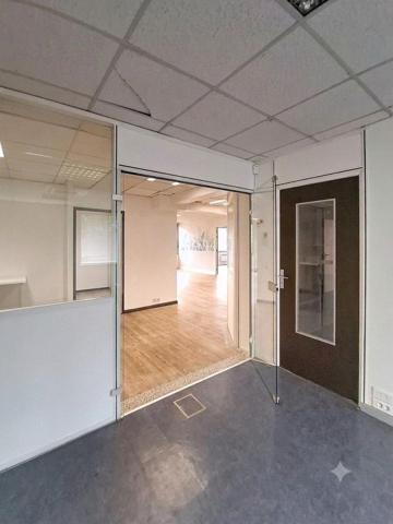 Bureaux prêts à l'emploi — Massy