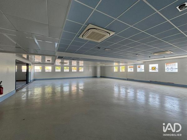 Location local d’activité 1 200 m² Les Essarts-le-Roi