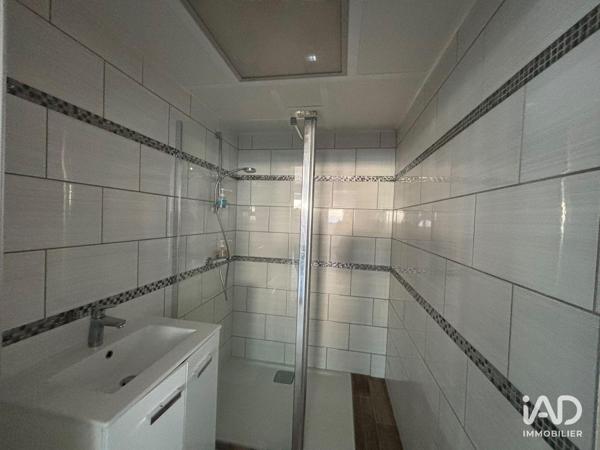 Location local d’activité 1 200 m² Les Essarts-le-Roi