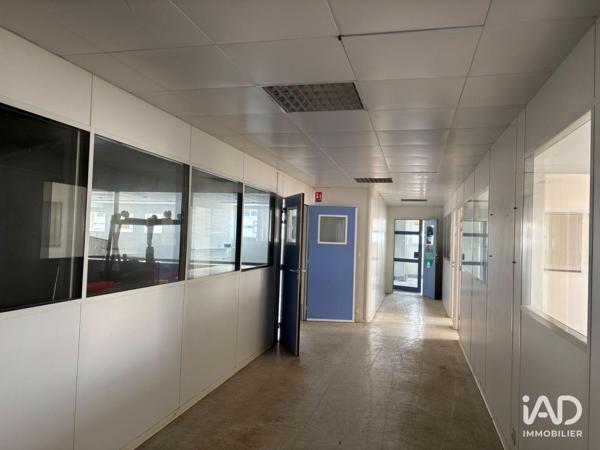 Location local d’activité 1 200 m² Les Essarts-le-Roi