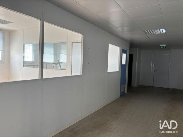 Location local d’activité 1 200 m² Les Essarts-le-Roi