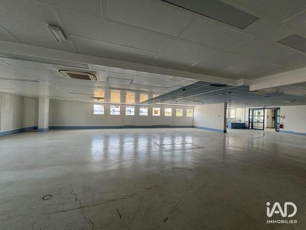 Location local d’activité 1 200 m² Les Essarts-le-Roi
