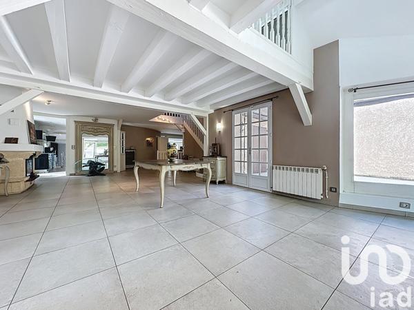 Maison à vendre 8 pièces 250 m² Tournan-en-Brie