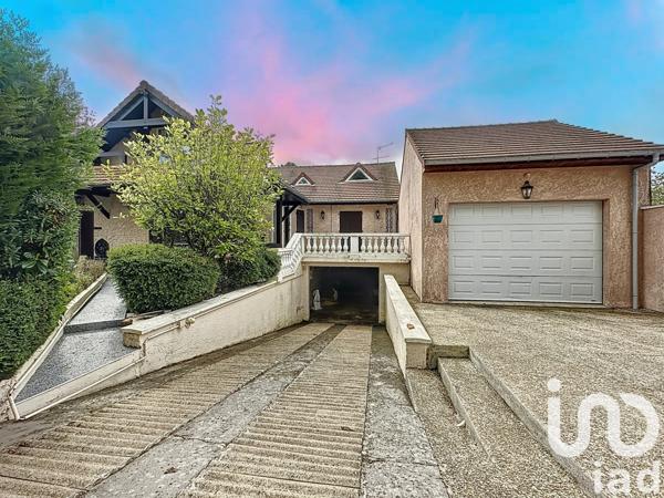 Maison à vendre 8 pièces 250 m² Tournan-en-Brie