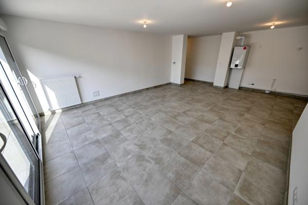 Superbe appartement T4 avec extérieur de 69 m² aux prestations de qualité avec sttionnement couvert inclus