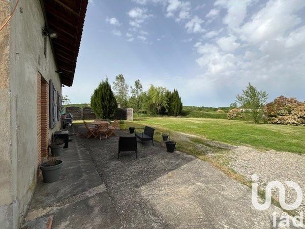 House for sale 5 rooms 142 m² Bouloc