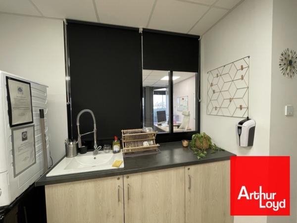 Bureaux à louer 400 m2 Mauguio avec parkings privatifs et normes ERP