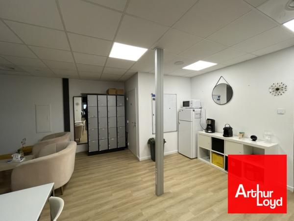 Bureaux à louer 400 m2 Mauguio avec parkings privatifs et normes ERP