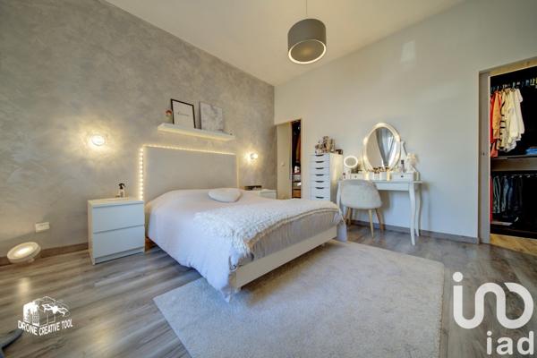 Appartement 4 pièces de 77 m² à Florange (57190)