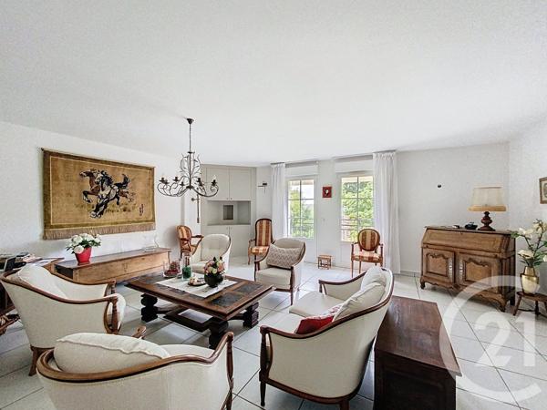 Appartement à vendre  4 pièces - 148 m2 SENLIS - 60