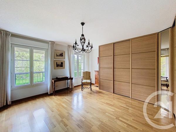Appartement à vendre  4 pièces - 148 m2 SENLIS - 60