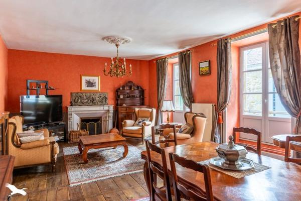 Maison à vendre |  Excideuil |  7 pièces | 219 m²