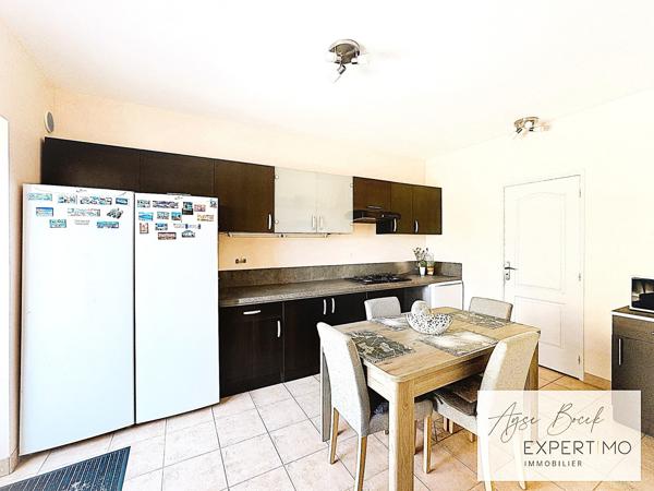 Vienne (38200) **Ensemble immobilier en plein centre-ville de Vienne : 2 maisons sur plus de 3500 m² terrain**