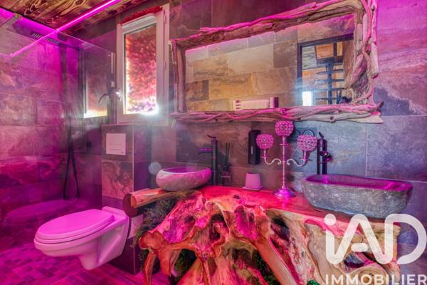 Maison à vendre 8 pièces 240 m² Solliès-Ville