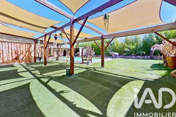 Maison à vendre 8 pièces 240 m² Solliès-Ville