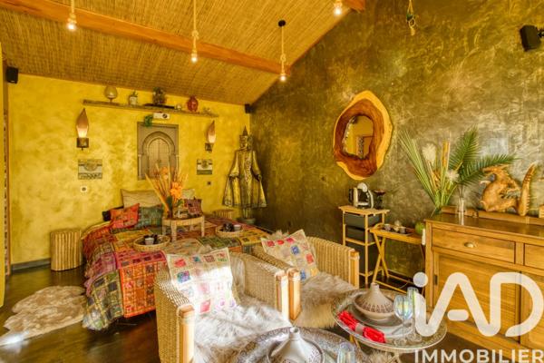 Maison à vendre 8 pièces 240 m² Solliès-Ville