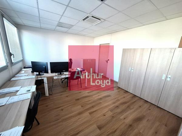 BUREAUX A LOUER COURNON D'AUVERGNE 108M²