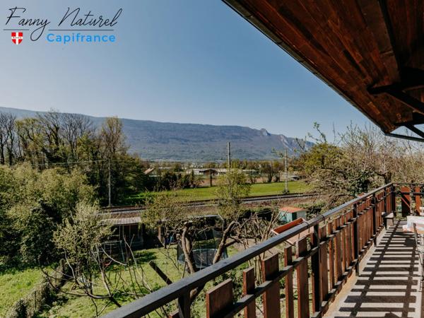 À vendre – Maison individuelle familiale T5, style savoyard, grand jardin et grand garage