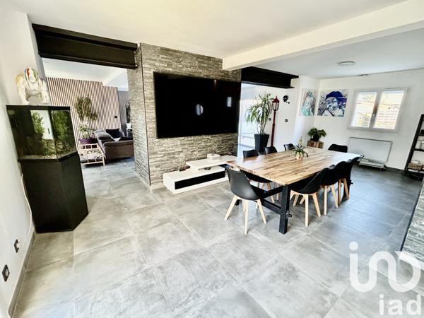 Maison à vendre 7 pièces 210 m² Achères-la-Forêt