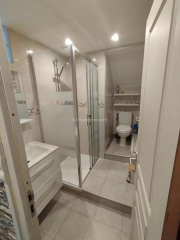 Location                                                      Appartement
                        
                     2 pièces                      47 m2                     à Troarn