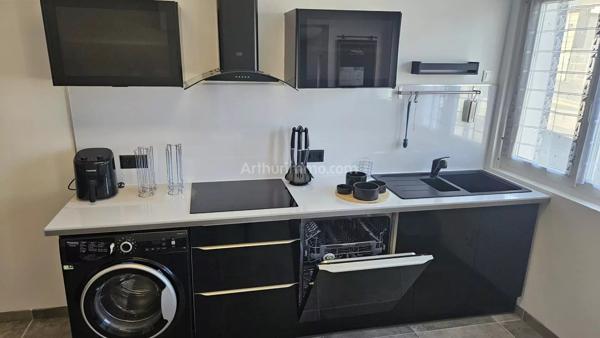 Location                                                      Appartement
                        
                     2 pièces                      47 m2                     à Troarn