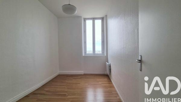 Location appartement 3 pièces 49 m² Angoulême